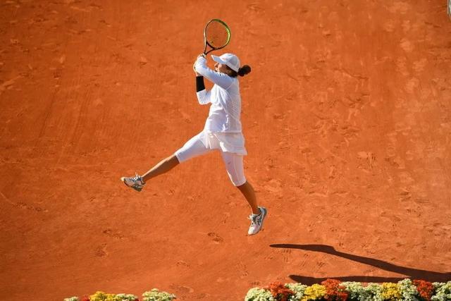 三位年轻人 三位年轻人