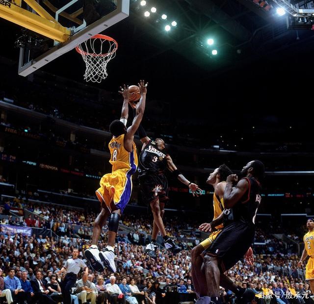 以聚焦三点 以聚焦三点